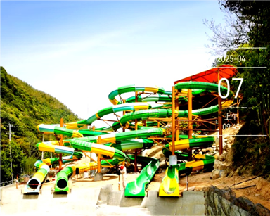 浙江安吉龍出沒水上樂園